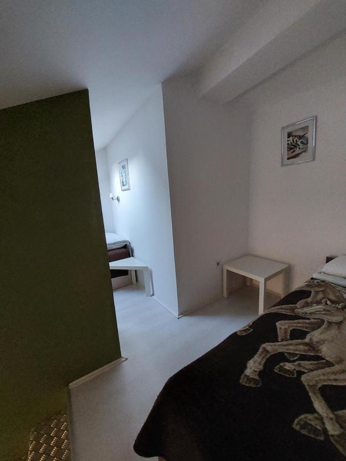 Sweet Apartments Or Rooms Ниш Экстерьер фото